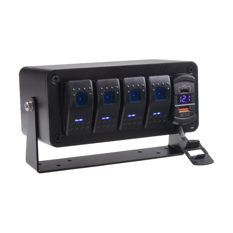 Panel s 4x spínači Rocker, voltmetr +  USB/USB-C zásuvka, 12/24V (47175)